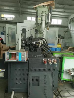 注吹機(jī)與塑料加工主機(jī) 高效塑料加工專用設(shè)備的選購(gòu)與優(yōu)勢(shì)